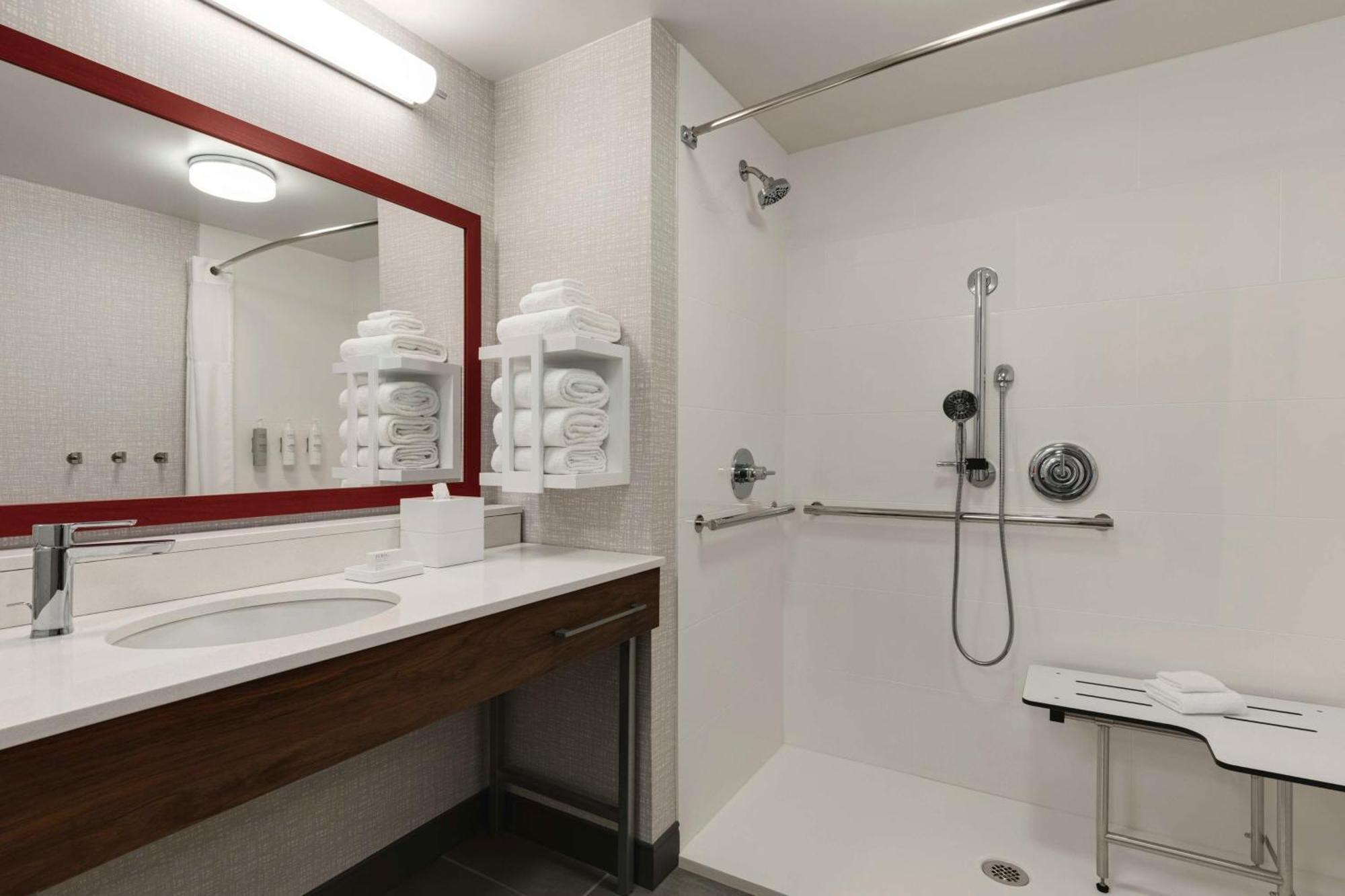 Hampton Inn Starkville Eksteriør billede